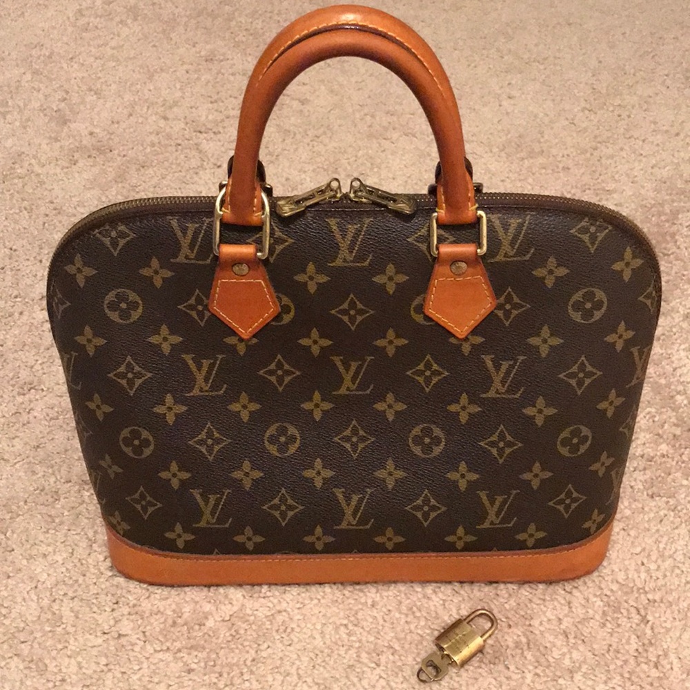 ✨SOLD✨Authentic Louis Vuitton Alma - Picture 1 of 8